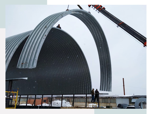 Полукруглые ангары в Симферополе